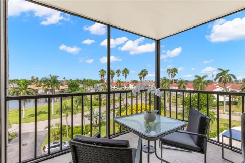 Copropriété à louer à Saint Petersburg, Floride: 1 chambre, 72.46 m2 № 2406516 - photo 22