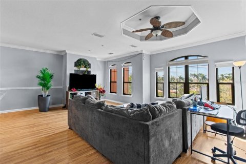 Condo in Clearwater, Florida, 2 bedrooms  № 1563765 - photo 11