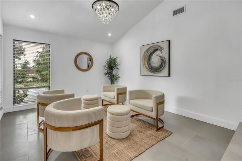 Casa en venta en Valrico, Florida, 4 dormitorios, 224.36 m2 № 2231532 - foto 3
