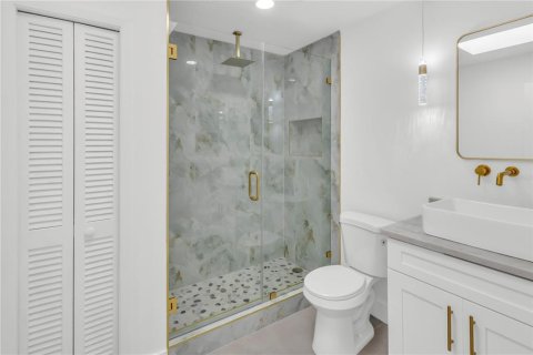 Casa en venta en Valrico, Florida, 4 dormitorios, 224.36 m2 № 2231532 - foto 25