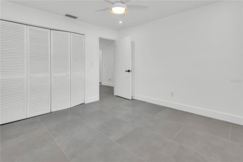 Casa en venta en Valrico, Florida, 4 dormitorios, 224.36 m2 № 2231532 - foto 18