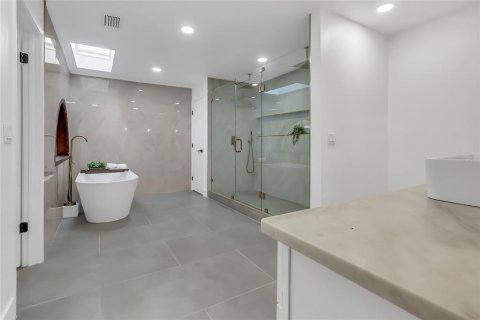 Casa en venta en Valrico, Florida, 4 dormitorios, 224.36 m2 № 2231532 - foto 14