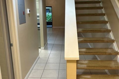 Купить таунхаус в Винтер-Спрингс, Флорида 8 комнат, 113.71м2, № 2236017 - фото 3