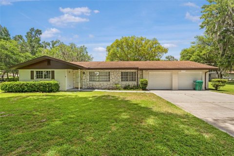Villa ou maison à vendre à Dunnellon, Floride: 3 chambres, 134.99 m2 № 1782846 - photo 1