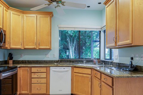 Villa ou maison à vendre à Stuart, Floride: 3 chambres, 190.54 m2 № 2259847 - photo 12