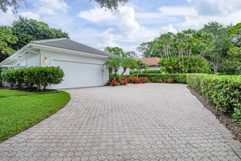 Villa ou maison à vendre à Stuart, Floride: 3 chambres, 190.54 m2 № 2259847 - photo 4