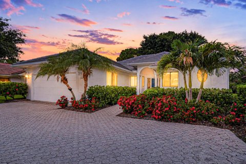 Villa ou maison à Stuart, Floride 3 chambres, 190.54 m2 № 2259847