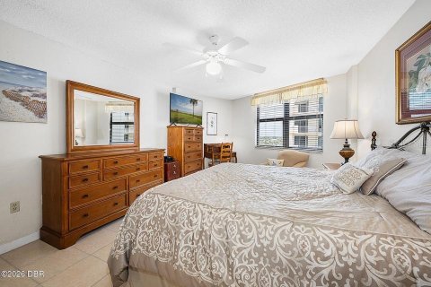 Condo in Ormond Beach, Florida, 2 bedrooms  № 2310484 - photo 26