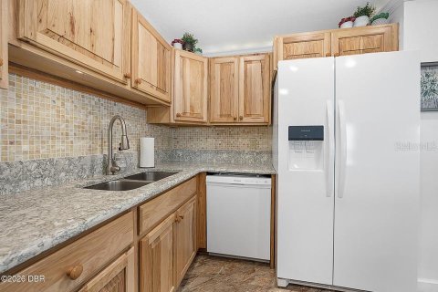 Condo in Ormond Beach, Florida, 2 bedrooms  № 2310484 - photo 20
