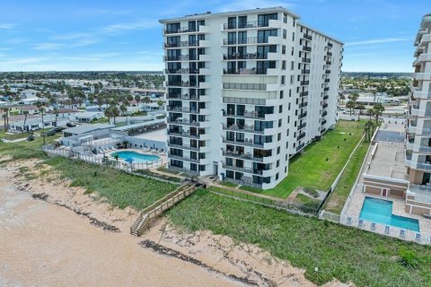 Condo in Ormond Beach, Florida, 2 bedrooms  № 2310484 - photo 7