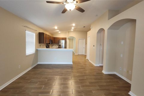 House in Gibsonton, Florida 3 bedrooms, 129.6 sq.m. № 2231797 - photo 5