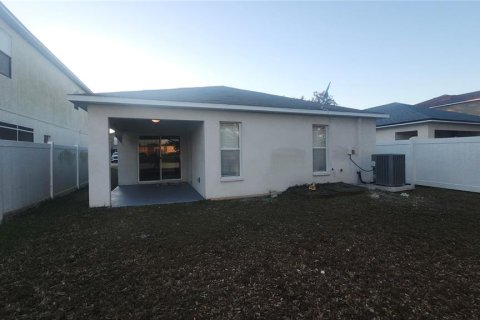 House in Gibsonton, Florida 3 bedrooms, 129.6 sq.m. № 2231797 - photo 16