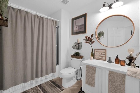 Condo in Orlando, Florida, 3 bedrooms  № 1563139 - photo 18