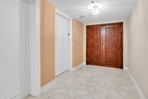 Condo in Daytona Beach, Florida, 2 bedrooms  № 1434146 - photo 5