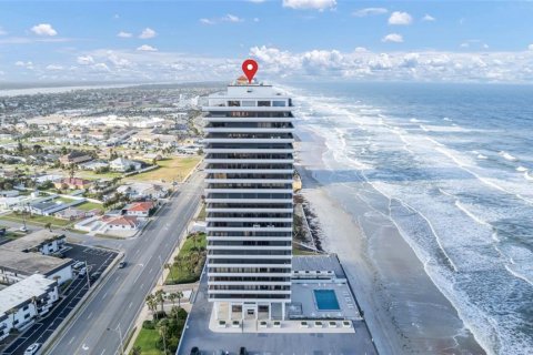 Condo in Daytona Beach, Florida, 2 bedrooms  № 1434146 - photo 1