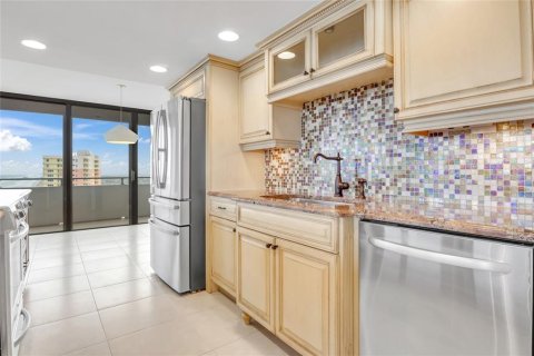 Condo in Daytona Beach, Florida, 2 bedrooms  № 1434146 - photo 21