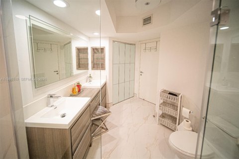 Copropriété à louer à Sunny Isles Beach, Floride: 2 chambres, 135.64 m2 № 2048307 - photo 20