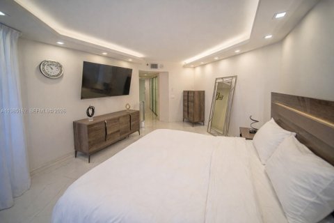 Copropriété à louer à Sunny Isles Beach, Floride: 2 chambres, 135.64 m2 № 2048307 - photo 14