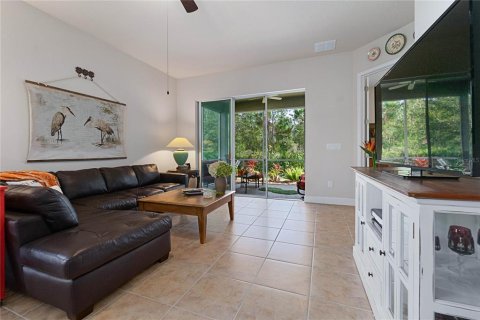 Touwnhouse à vendre à Ormond Beach, Floride: 2 chambres, 140.28 m2 № 2127461 - photo 8
