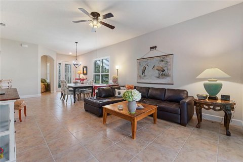 Touwnhouse à vendre à Ormond Beach, Floride: 2 chambres, 140.28 m2 № 2127461 - photo 9