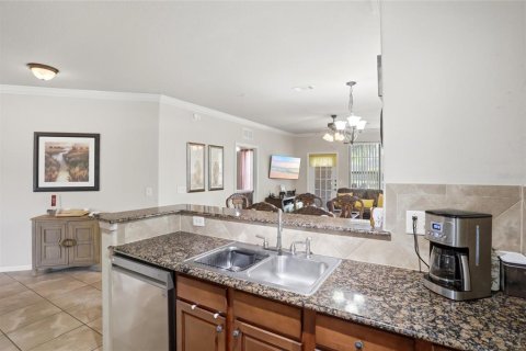 Condominio en venta en Davenport, Florida, 3 dormitorios, 123.19 m2 № 2114270 - foto 9