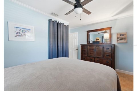 House in Dunedin, Florida 3 bedrooms, 126.53 sq.m. № 2127139 - photo 14