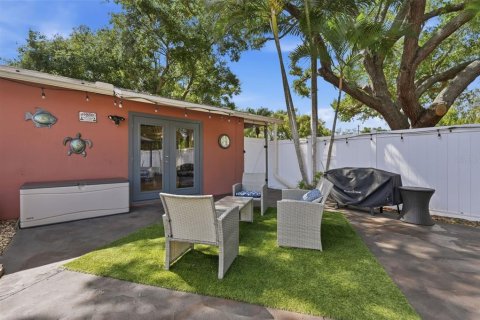 House in Dunedin, Florida 3 bedrooms, 126.53 sq.m. № 2127139 - photo 22