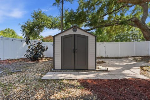 House in Dunedin, Florida 3 bedrooms, 126.53 sq.m. № 2127139 - photo 23