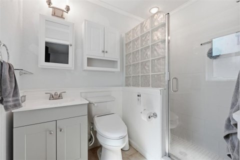 House in Dunedin, Florida 3 bedrooms, 126.53 sq.m. № 2127139 - photo 12