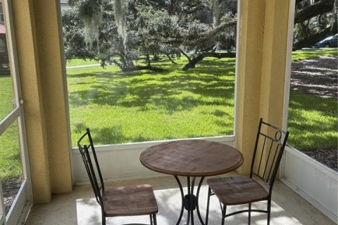 Townhouse in Seffner, Florida 3 bedrooms, 164.9 sq.m. № 2203263 - photo 23