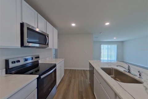 Casa en alquiler en Parrish, Florida, 5 dormitorios, 227.33 m2 № 1810311 - foto 4