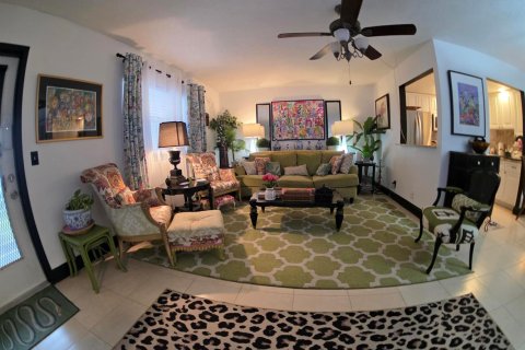 Condominio en venta en Delray Beach, Florida, 1 dormitorio, 76.92 m2 № 2246585 - foto 2