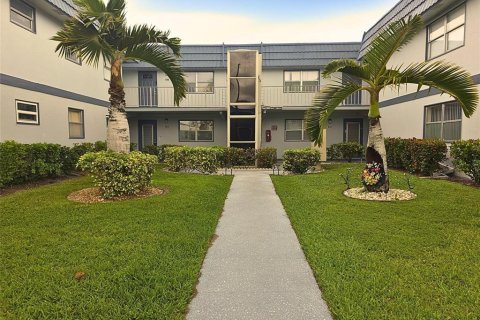 Condo in Delray Beach, Florida, 1 bedroom  № 2246585