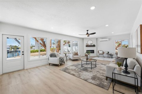Villa ou maison à vendre à Bradenton, Floride: 4 chambres, 205.13 m2 № 1632338 - photo 18