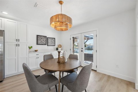 Villa ou maison à vendre à Bradenton, Floride: 4 chambres, 205.13 m2 № 1632338 - photo 14