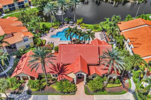 Condo in Pompano Beach, Florida, 1 bedroom  № 2043111 - photo 24