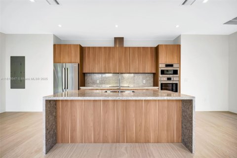 Villa ou maison à vendre à Miami, Floride: 5 chambres, 278.71 m2 № 1776138 - photo 23