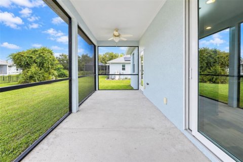 Villa ou maison à vendre à Port Charlotte, Floride: 3 chambres, 119.57 m2 № 2423669 - photo 14