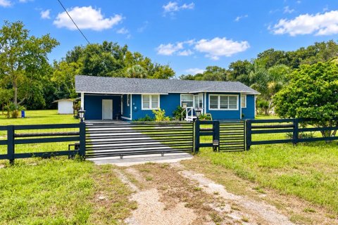 House in Dade City, Florida 3 bedrooms, 98.1 sq.m. № 2388356 - photo 2