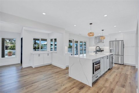 Casa en venta en Palmetto, Florida, 4 dormitorios, 257.99 m2 № 1760634 - foto 12