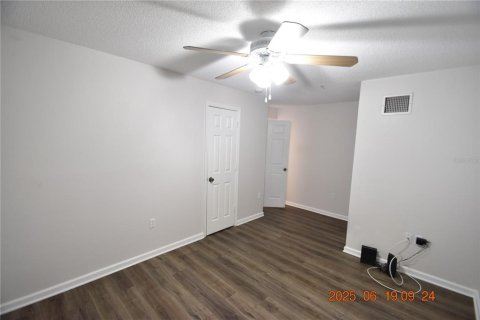 Снять в аренду кондоминиум в Клируотер, Флорида 1 комната, 82.4м2, № 1793946 - фото 29