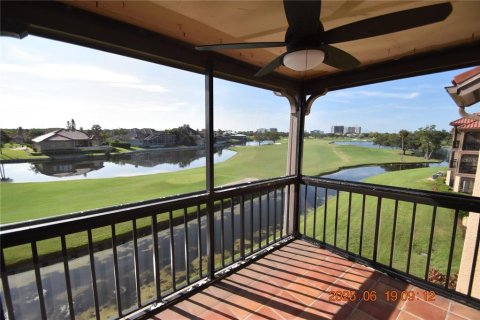 Снять в аренду кондоминиум в Клируотер, Флорида 1 комната, 82.4м2, № 1793946 - фото 4