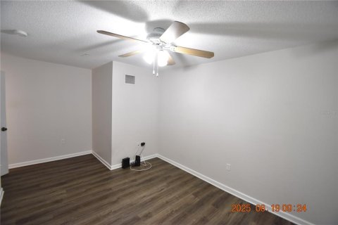 Снять в аренду кондоминиум в Клируотер, Флорида 1 комната, 82.4м2, № 1793946 - фото 30