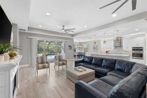 House in Venice, Florida 5 bedrooms, 304.72 sq.m. № 1762047 - photo 14