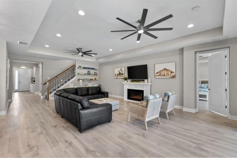 House in Venice, Florida 5 bedrooms, 304.72 sq.m. № 1762047 - photo 11