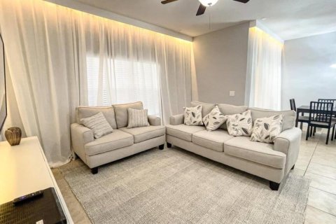 Adosado en alquiler en Kissimmee, Florida, 4 dormitorios, 176.7 m2 № 1828505 - foto 6