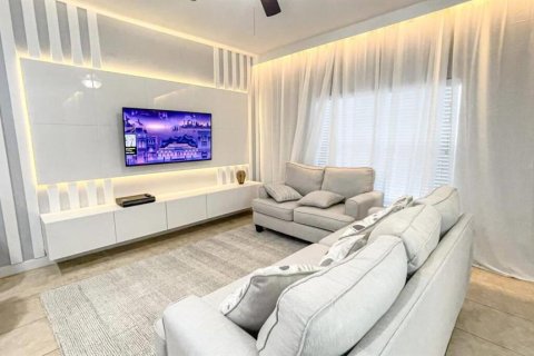 Adosado en alquiler en Kissimmee, Florida, 4 dormitorios, 176.7 m2 № 1828505 - foto 5