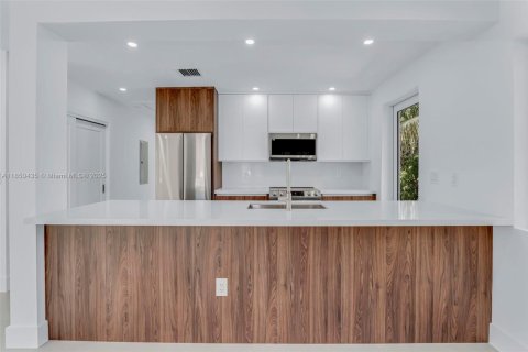 Appartement à louer à Miami, Floride: 2 chambres, 92.72 m2 № 1855157 - photo 10