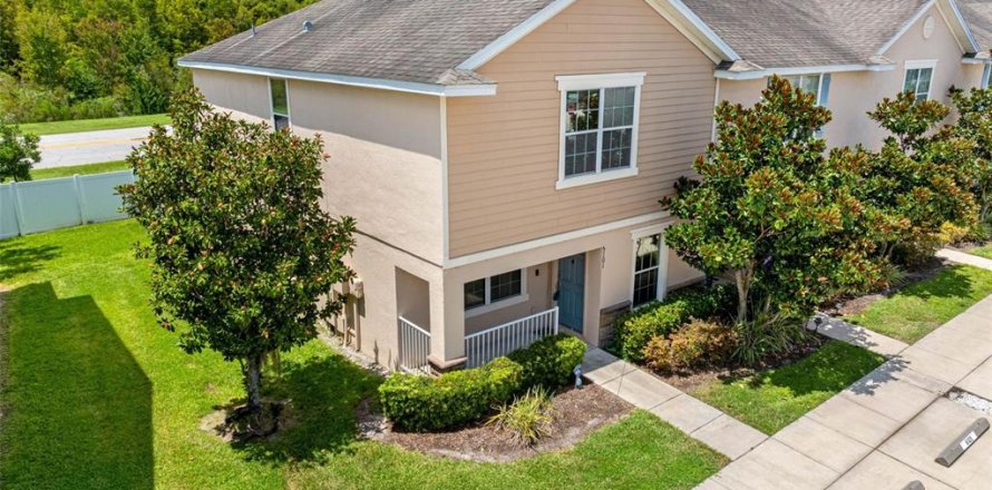 Adosado en Wesley Chapel, Florida 3 dormitorios, 153.29 m2 № 1907697