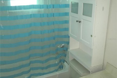 Villa ou maison à louer à Bradenton, Floride: 2 chambres, 72.46 m2 № 2349376 - photo 11